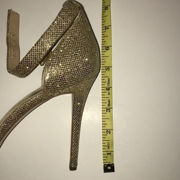 🌴 MICHAEL Michael Kors gold sandals - Picture 5 of 5